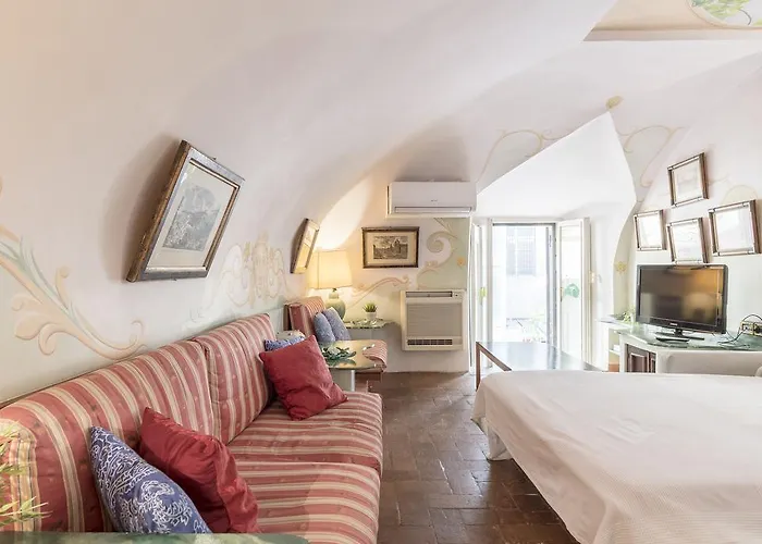 Piazza Colonna - Charme Holidays * רומא